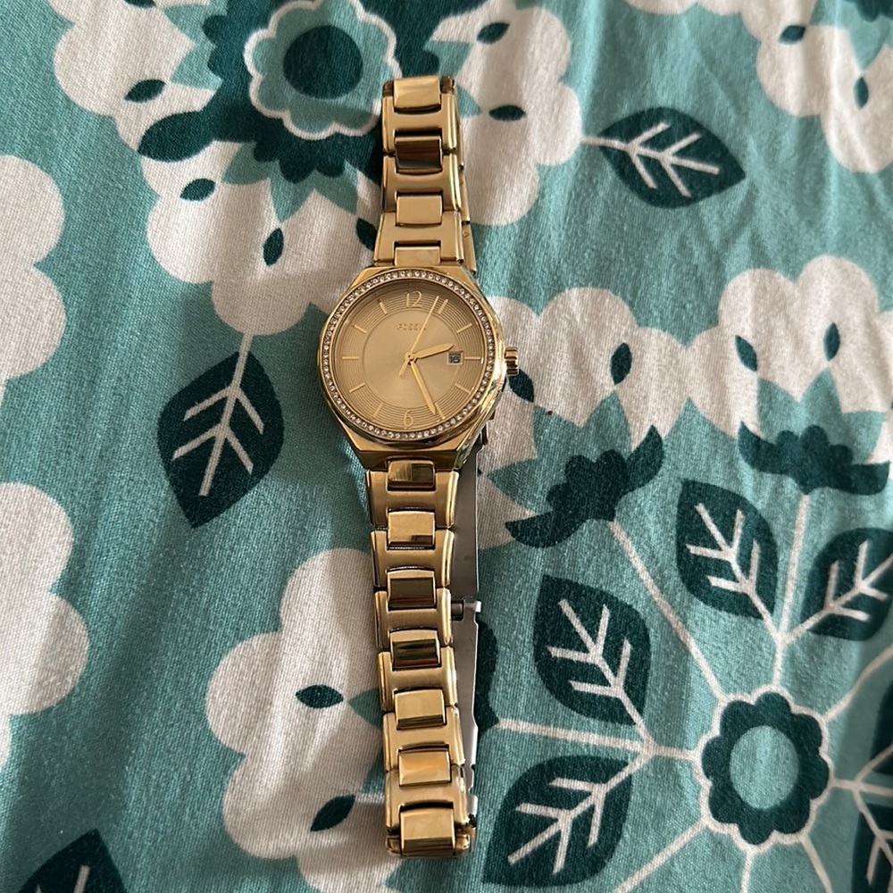Women’s Fossil Watch 15 mm—-light Gold